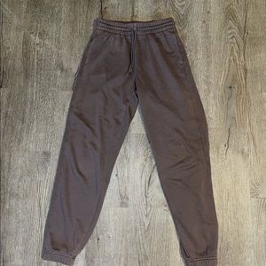 Aritzia Tna boyfriend sweatpants